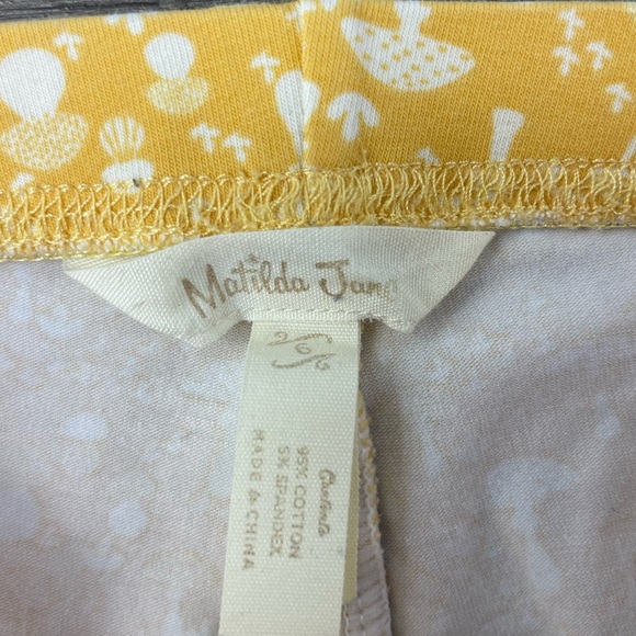 Matilda Jane Girls Mustard Yellow and Cream Mushroom Print Ruffle Leggings, sz 6 - Picture 3 of 6
